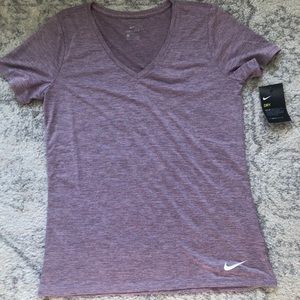 Women’s Nike Dri-Fit T-Shirt. Size Large NWT